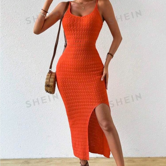 Cami Hollow Out Knitted Dress - Picture 2 of 4